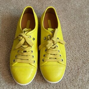 LONG CHAMP - Yellow Leather Sneakers - Size 37